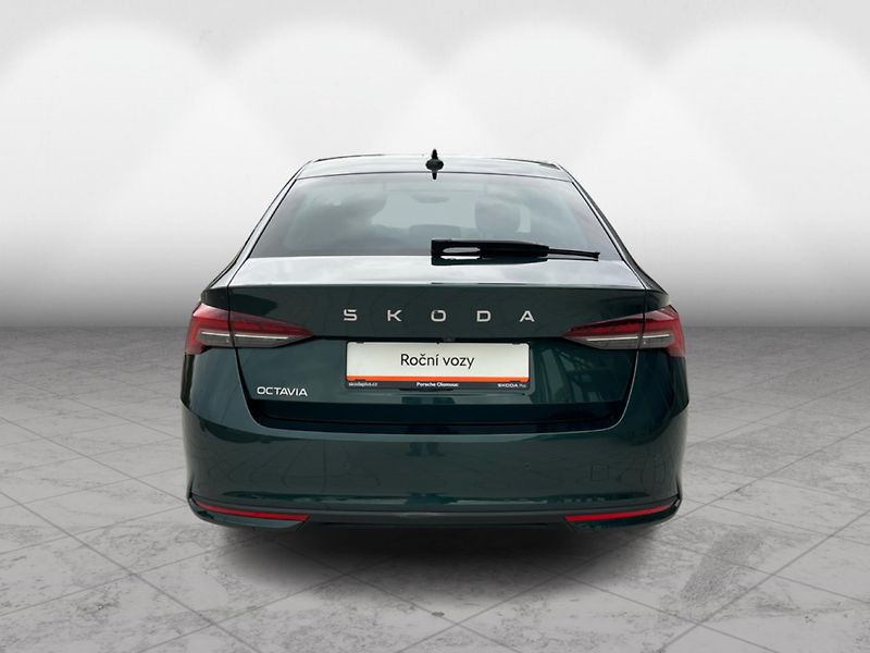 Škoda Octavia 1.5 TSI 110kW TOP SELECTION - fotka 7 z 28