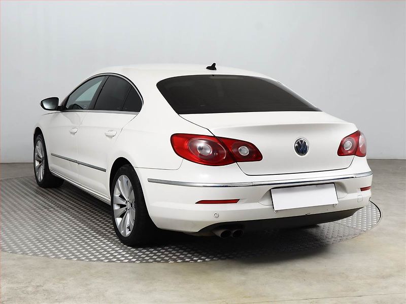 Volkswagen Passat CC (2010) 2.0 TDI, jezdí výborně - fotka 4 z 15