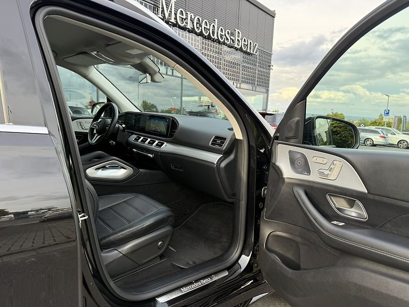 Mercedes-Benz GLE (2020) 350 d 4MATIC SUV - fotka 34 z 44