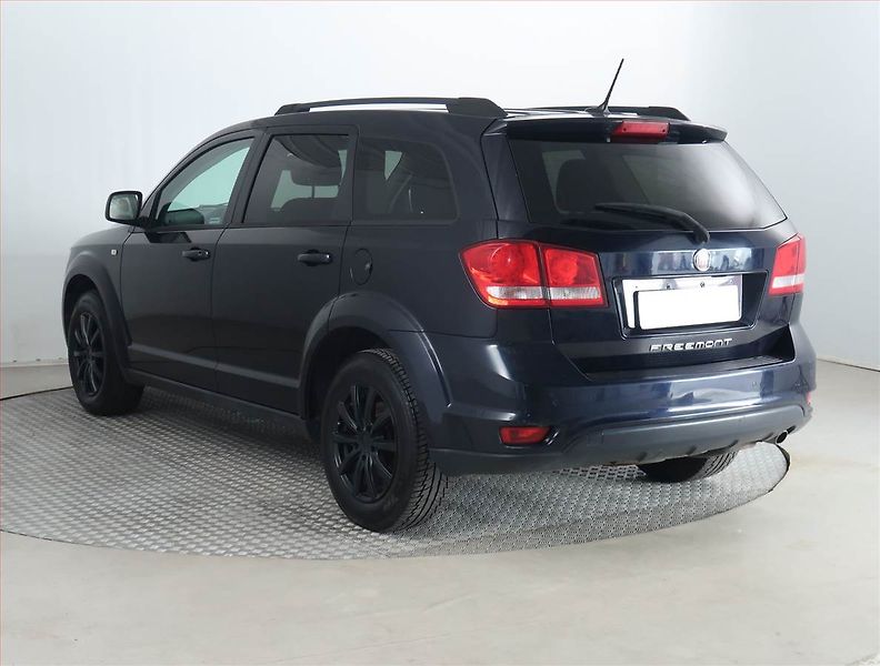 Fiat Freemont (2012) 2.0 MultiJet, Serv.kniha - fotka 4 z 18