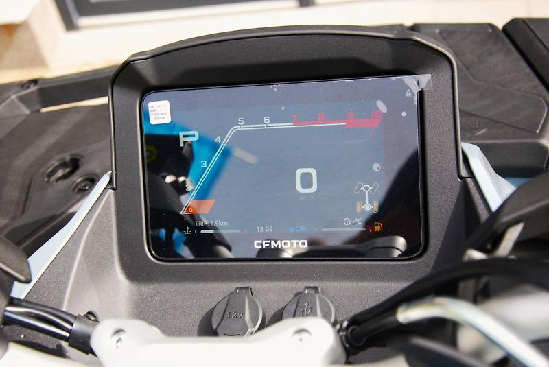 CFMOTO Gladiator X850 (2026) G3 GREY - fotka 19 z 25