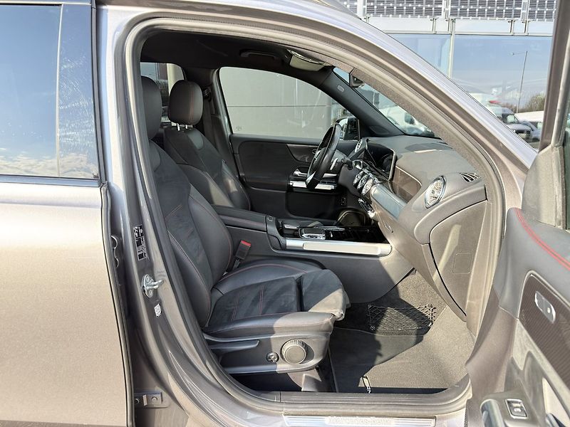 Mercedes-Benz GLB (2021) 220 d 4MATIC - fotka 37 z 46
