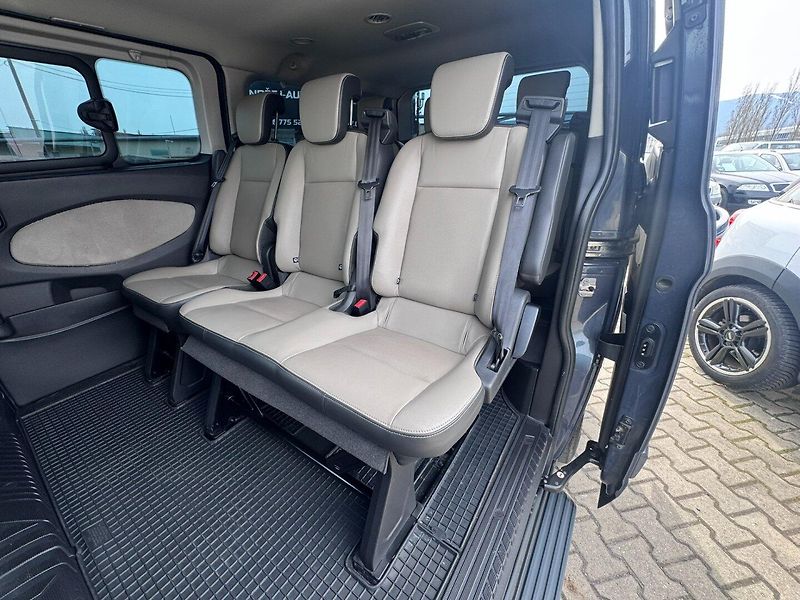 Ford Tourneo Custom (2013) 2,2D 114KW 8X  2X ŠOUP. SERVIS - fotka 37 z 50