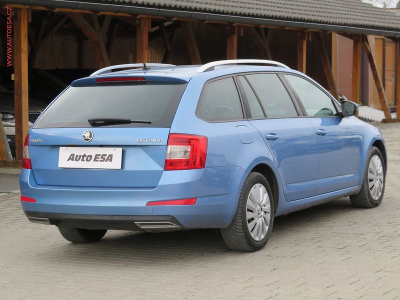Škoda Octavia (2013) 2.0TDi, Elegance, bixen, navi - fotka 4 z 36
