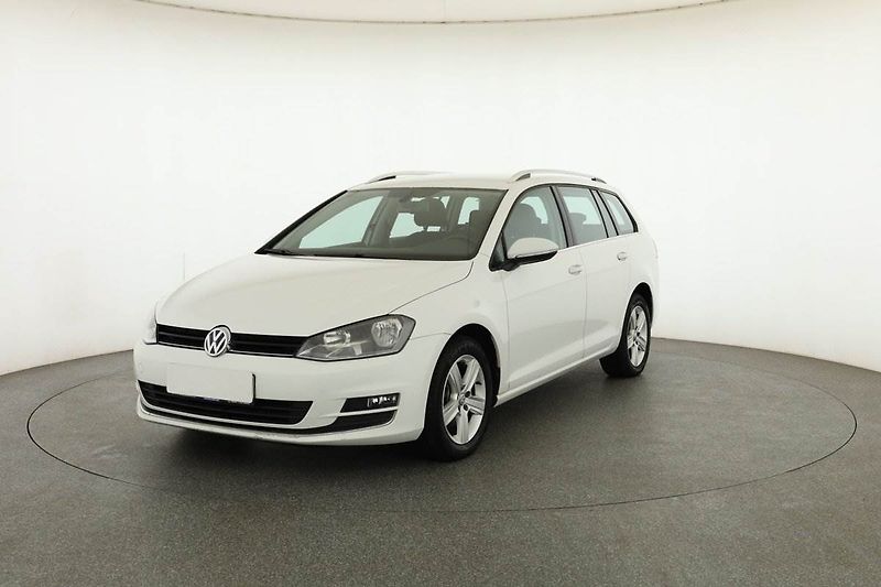 Volkswagen Golf (2014) Highline 1.6 TDI, Tempomat - fotka 2 z 14