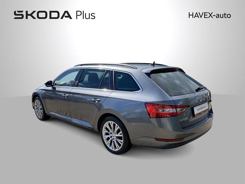 Škoda Superb (2022) Combi 2.0 TDI DSG Ambition - fotka 31 z 32
