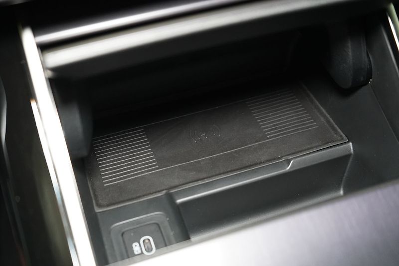 Land Rover Range Rover Velar D300 AWD Dynamic SE, Tážné - fotka 42 z 50