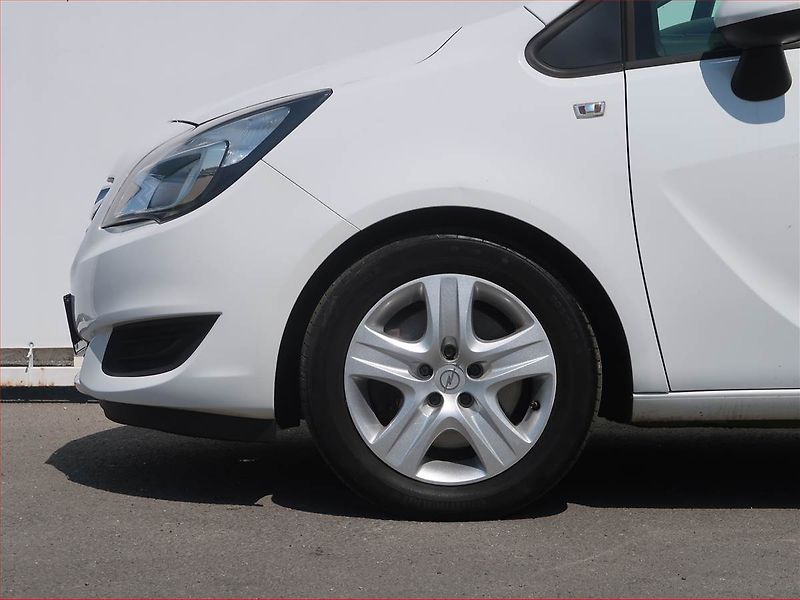 Opel Meriva (2016) 1.6 CDTI, po STK, zamluveno - fotka 14 z 19