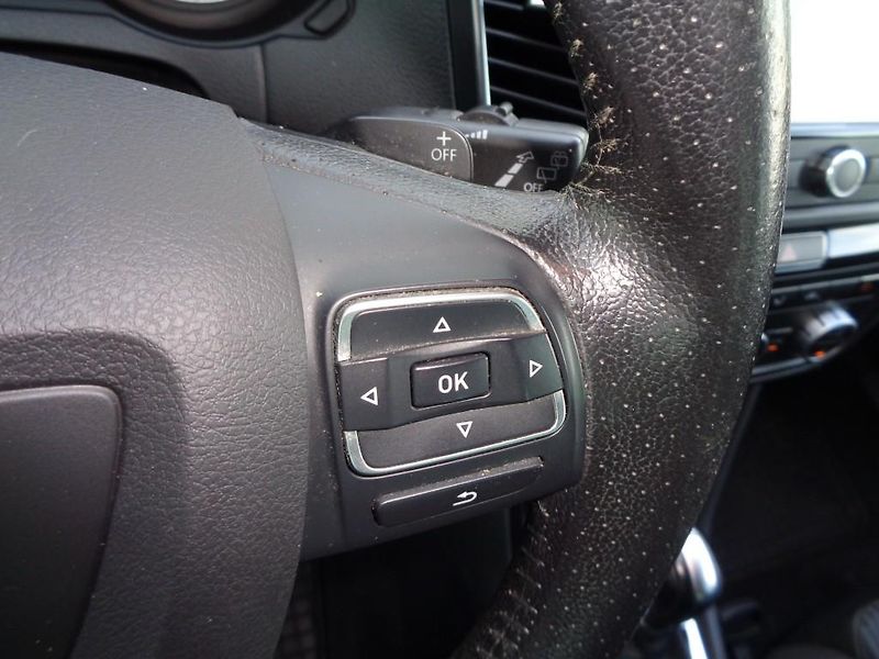 Seat Alhambra 2.0 TDI DSG STYLE  7 MÍST 103 - fotka 14 z 28