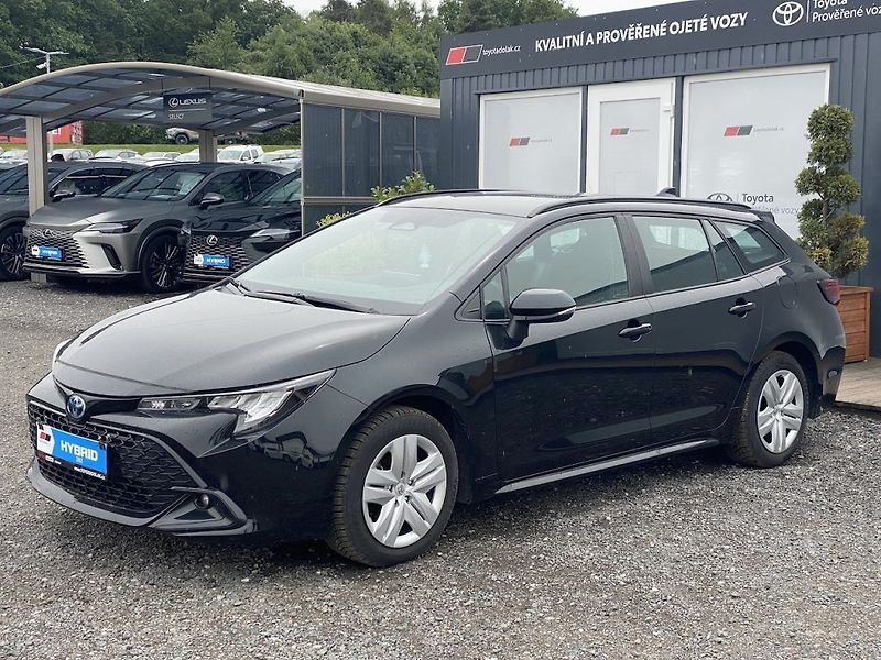 Toyota Corolla 1.8HEV, ČR-1m, Active, DPH - fotka 4 z 15