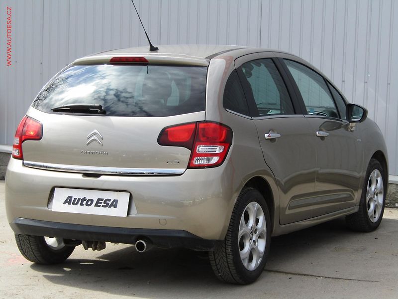 Citroën C3 (2011) 1.6 HDi, ČR, Exclusive - fotka 4 z 16
