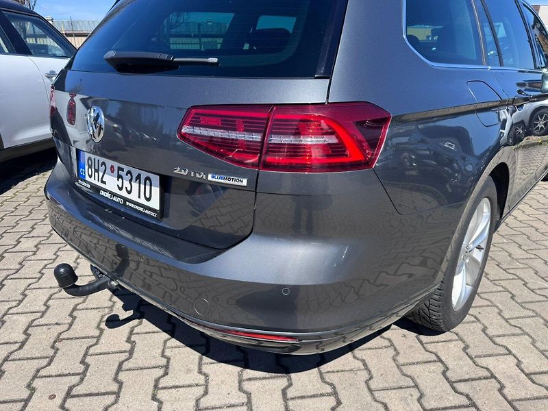 Volkswagen Passat (2015) B8 DSG 2,0 110KW ROZV. BEZ ADB - fotka 11 z 50