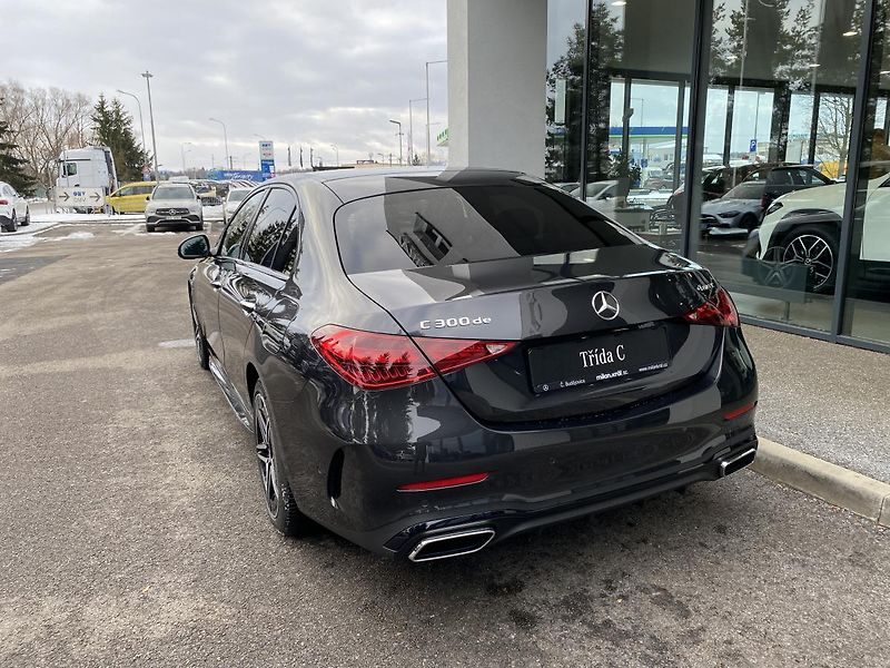 Mercedes-Benz Třídy C (2025) C 300 de 4M - HYBRID náhradní  - fotka 4 z 9