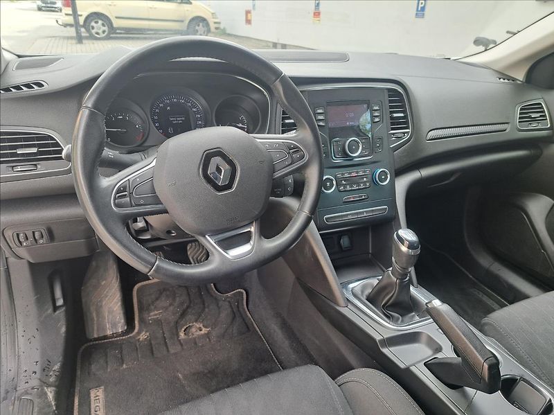 Renault Mégane 1,5 dCi Grandtour - fotka 16 z 41