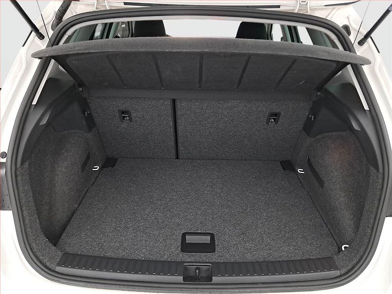 Seat Arona (2023) Style 1.0 TSI, ČR,1.maj - fotka 14 z 22