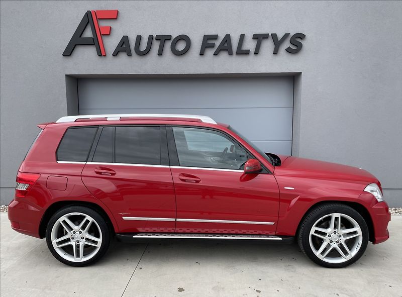 Mercedes-Benz GLK 350CDI AMG 4MATIC AUT. ČR. - fotka 2 z 22