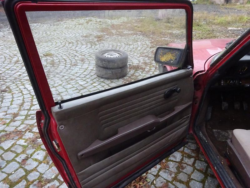 Saab 90 (1985) 90 - fotka 10 z 19