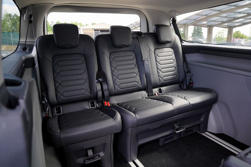 Ford Tourneo Custom 2.0 EcoBlue 4x4 Titanium/Autom - fotka 33 z 48