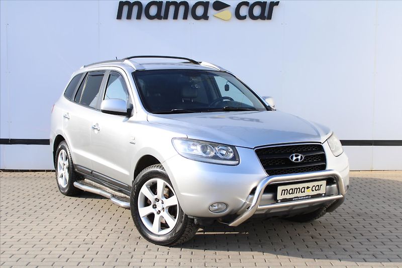 Hyundai Santa Fe 2.2CRDi 114kW AWD A/T TAŽNÉ ČR - fotka 1 z 22
