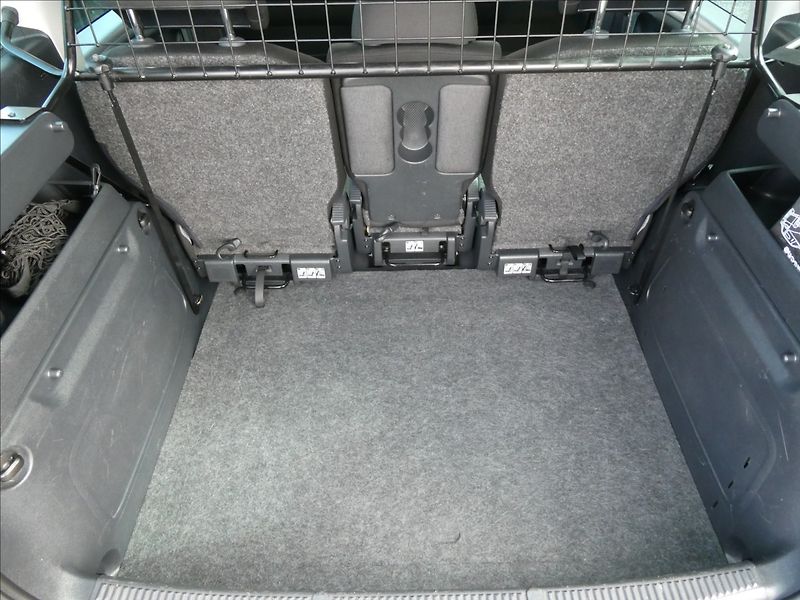Škoda Roomster 1,6 TDi 66kW auto klima,servis - fotka 18 z 55