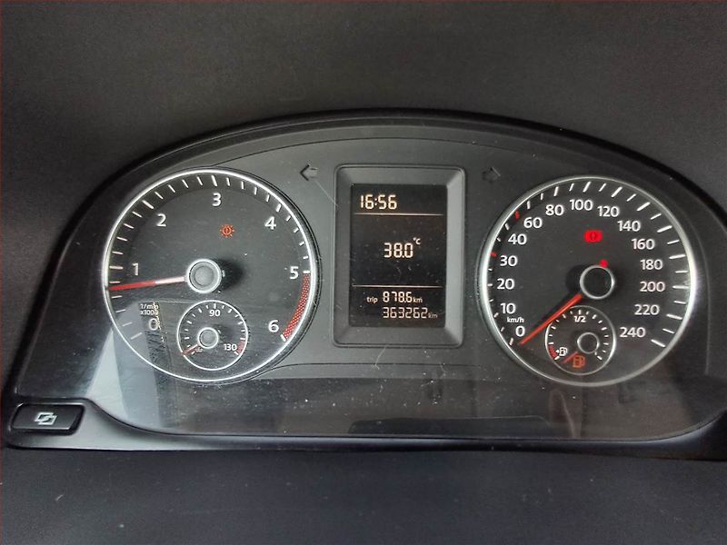Volkswagen Caddy (2011) 1.6 TDI, 7Míst, DPH - fotka 9 z 11