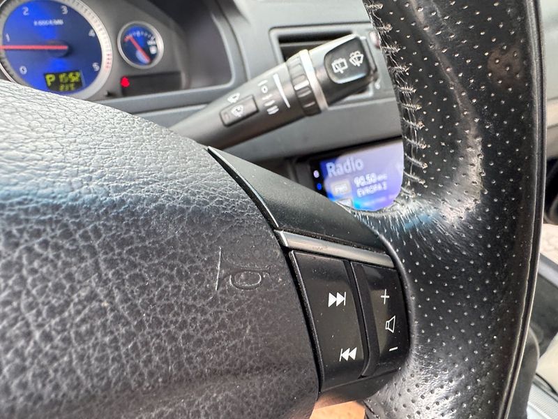 Volvo XC90 (2009) D5 AWD 7Míst R-Design - fotka 22 z 37