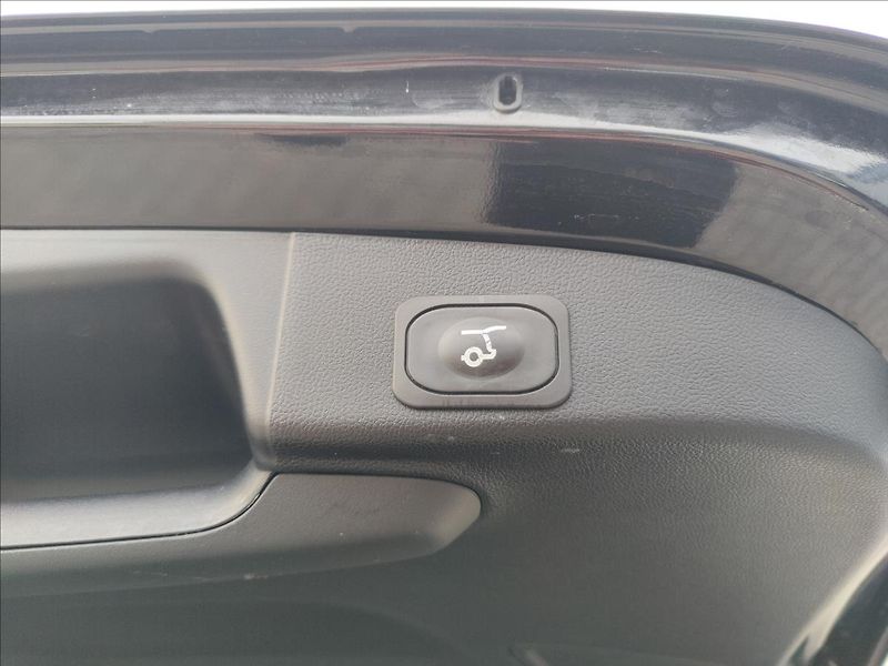 Ford Focus 1,5 EcoBlue 85kW TitaniumX AUT - fotka 13 z 41