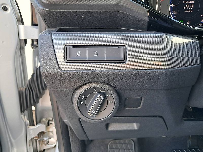 Volkswagen Multivan (2020) Bulli 6.1 Highline 2.0 TDI / 1 - fotka 15 z 24