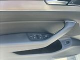 Volkswagen Passat 2,0 TDI 140kW BMT 4MOT DSG Hig - náhled 24