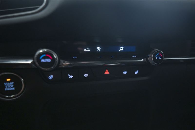 Mazda CX-3 2,0 SKYACTIV-X NAVI KAMERA ČR - fotka 29 z 45