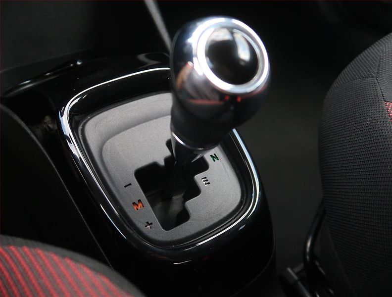Toyota Aygo (2018) 1.0 VVT-i, Automat, ČR,1.maj - fotka 12 z 18