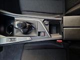 Peugeot 308 1.2PT 96kW SW Active Pack, ČR - náhled 33