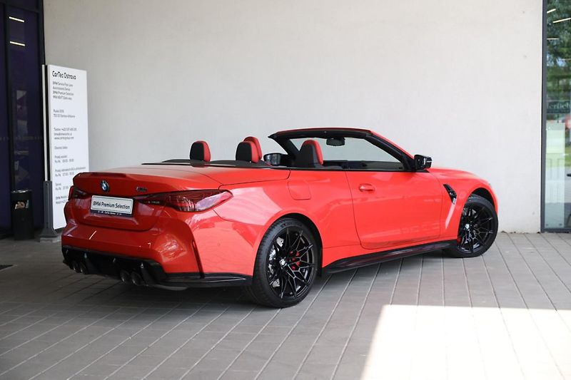 BMW M4 Convertible Competition xDrive - fotka 4 z 31