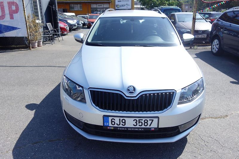 Škoda Octavia 2.0 TDI 110kW DSG - fotka 3 z 24