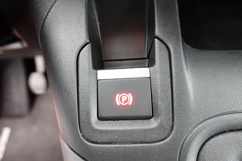 Toyota ProAce City Verso 1.5 D4-D 130 - 6 MT Long 5D Fa - fotka 22 z 32