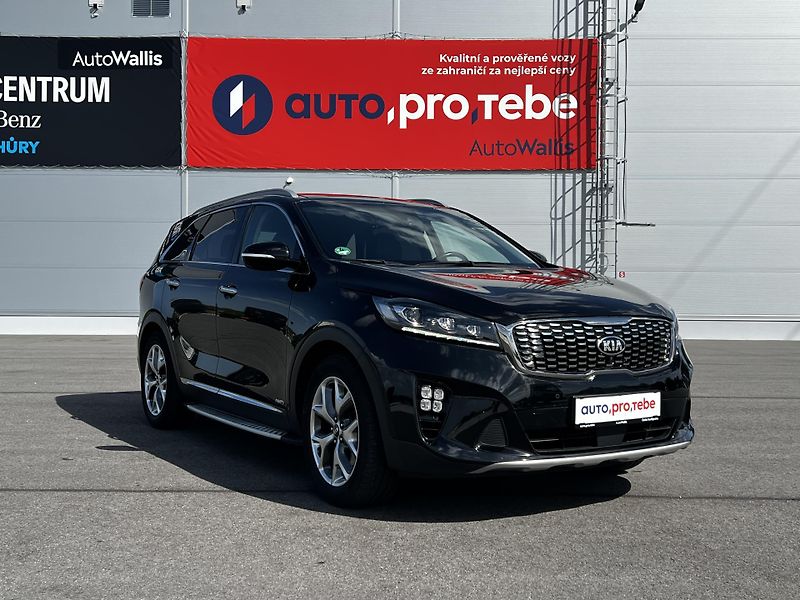 Kia Sorento 2.2 CRDi 4WD GT-Line 7-Míst TZ - fotka 2 z 30
