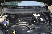 Motor je hlučnější, ale poměrně úsporný.