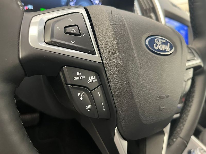 Ford Galaxy (2023) 2.5 HEV Titanium 7míst - fotka 13 z 69
