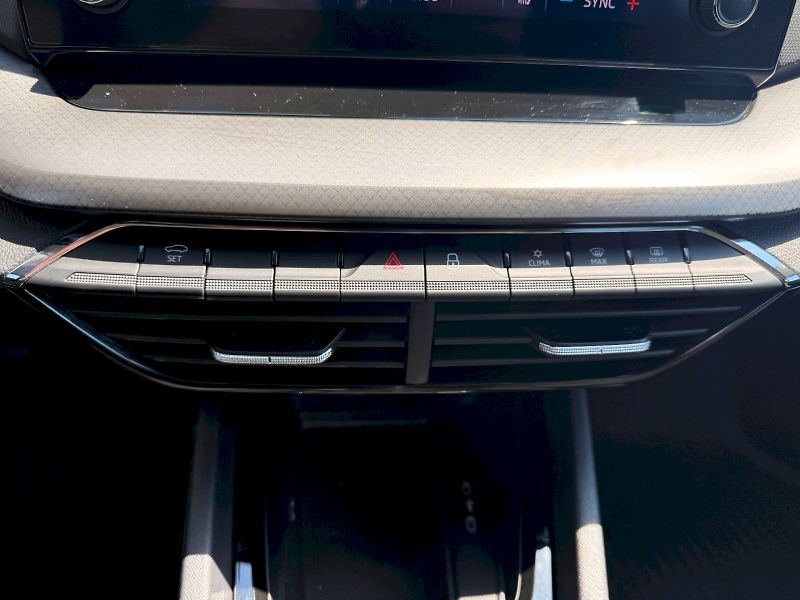 Škoda Octavia (2023) COM AMB TD 110/2.0 M6F - fotka 6 z 30