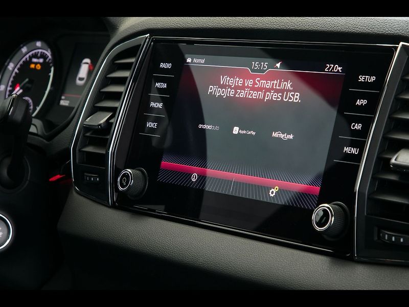 Škoda Karoq 1.5TSI 110kW Sportline Tažné - fotka 27 z 36
