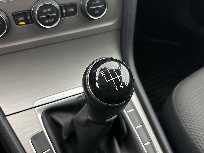 Volkswagen Golf Comfortline - fotka 20 z 26