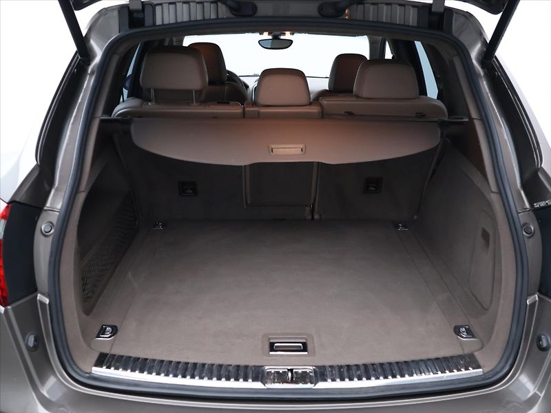 Porsche Cayenne 4.8 Turbo S 405kW DPH CZ - fotka 10 z 30