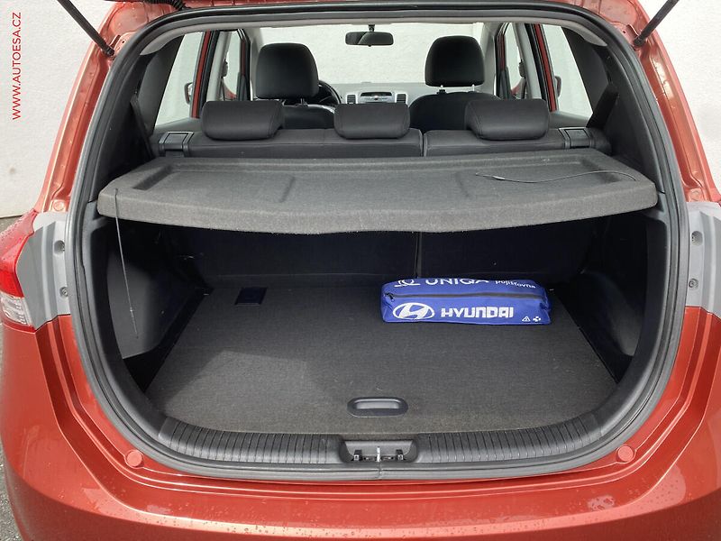 Hyundai ix20 (2012) 1.4i, ČR, Klima - fotka 7 z 16