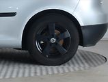 Volkswagen Golf (2004) 1.6 FSI, po STK, zamluveno - náhled 14
