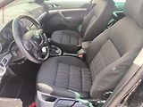 Škoda Octavia (2010) 2.0 TDi, Navi, AC - náhled 9