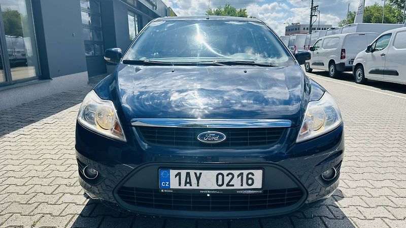 Ford Focus 1,4 16V 59kW MT5/0216 - fotka 2 z 22