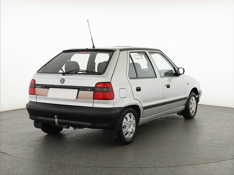Škoda Felicia (1997) 1.3, ČR,1.maj, nová STK, Tažné - fotka 5 z 13