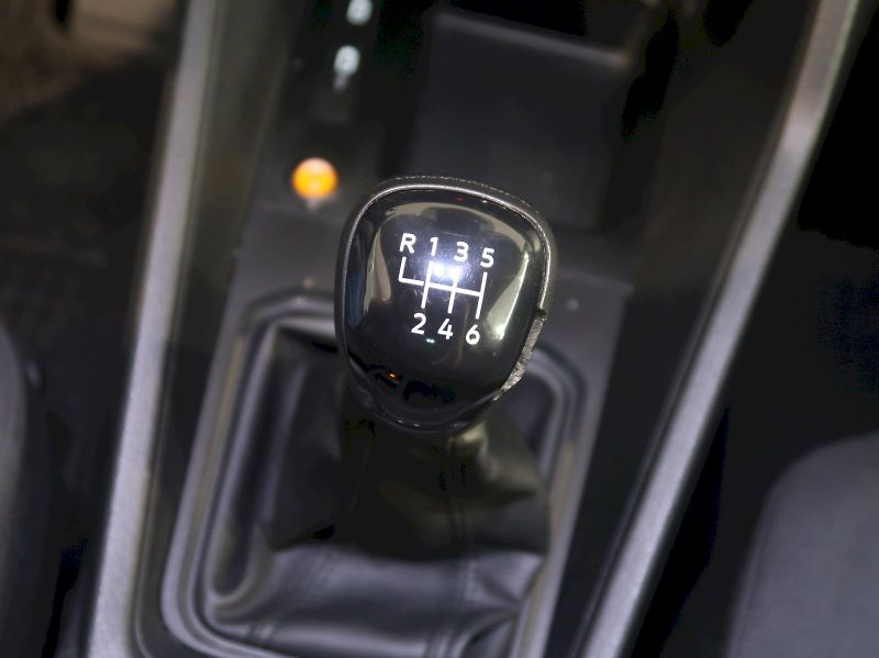 Volkswagen Caddy (2022) 2.0TDI 75KW - fotka 26 z 30