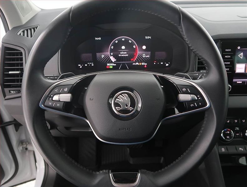 Škoda Karoq (2024) Fresh 1.5 TSI - fotka 19 z 21