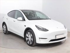 Tesla Model Y (2023) Long Range AWD 79kWh, SoH 92% - fotografie inzerátu